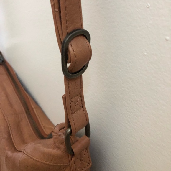 Day and Mood Hobo Saddle Bag Tan/Brown - Picture 5 of 9